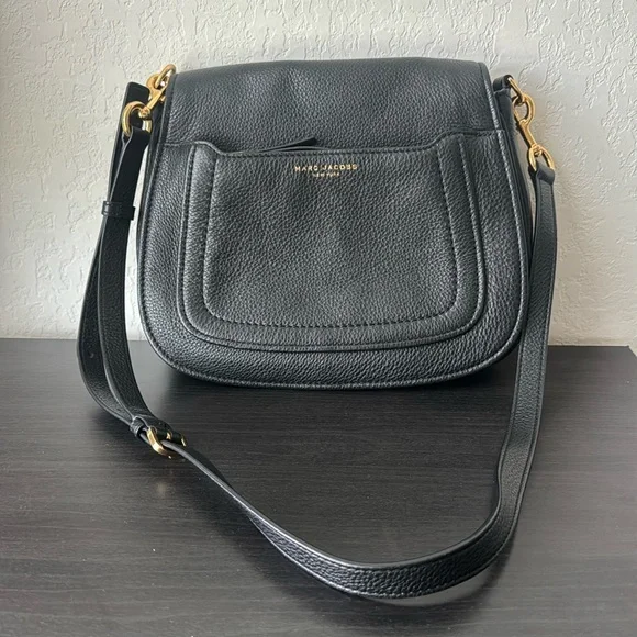 Marc Jacobs medium Crossbody purse - Picture 1 of 12